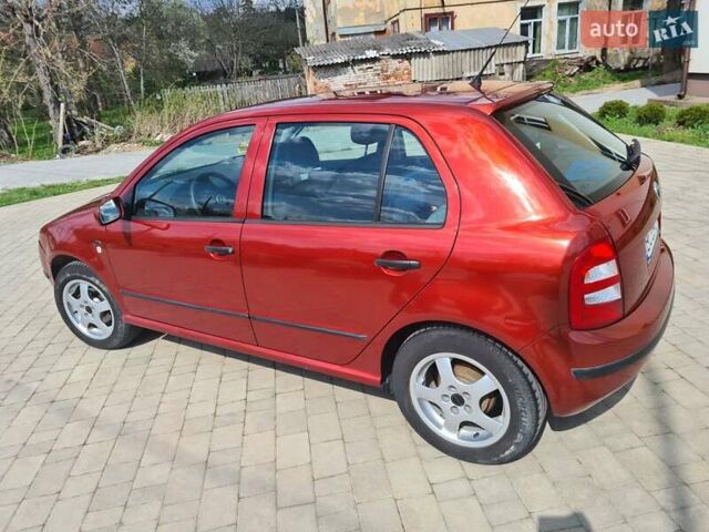 Червоний Шкода Фабія, об'ємом двигуна 1.39 л та пробігом 112 тис. км за 4850 $, фото 5 на Automoto.ua