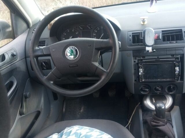 Красный Шкода Фабия, объемом двигателя 0 л и пробегом 100 тыс. км за 800 $, фото 5 на Automoto.ua