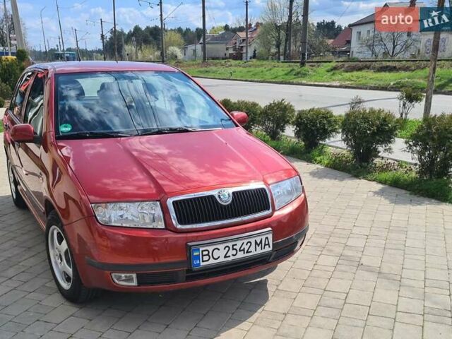 Червоний Шкода Фабія, об'ємом двигуна 1.39 л та пробігом 112 тис. км за 4850 $, фото 6 на Automoto.ua