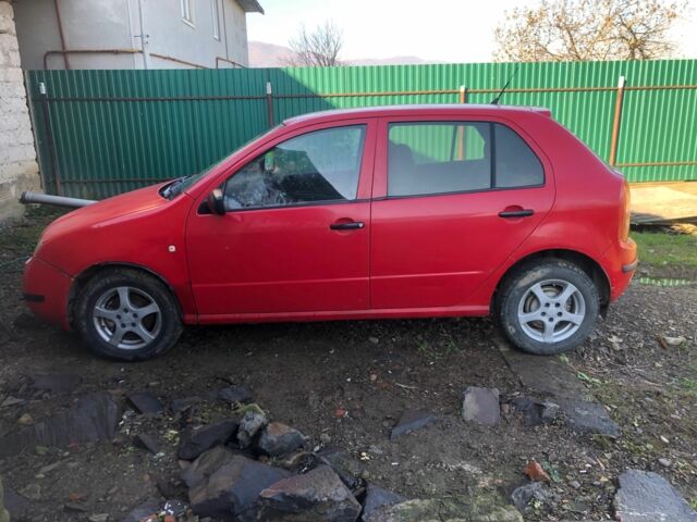 Красный Шкода Фабия, объемом двигателя 1.4 л и пробегом 1 тыс. км за 1100 $, фото 3 на Automoto.ua