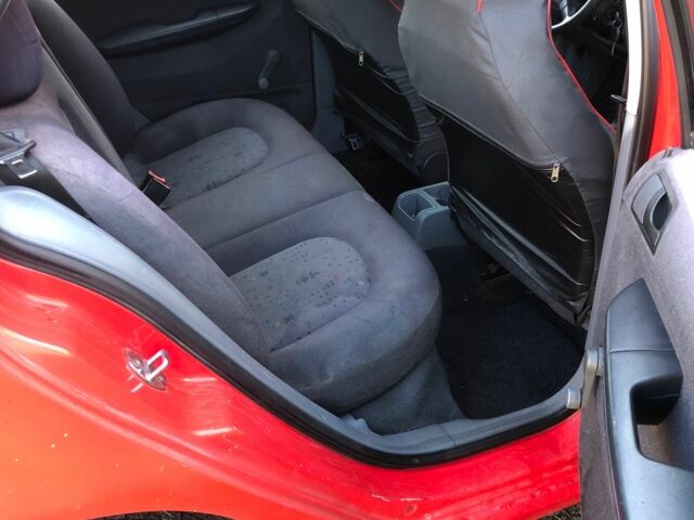 Красный Шкода Фабия, объемом двигателя 1.4 л и пробегом 1 тыс. км за 1100 $, фото 6 на Automoto.ua