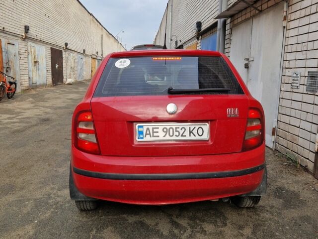 Червоний Шкода Фабія, об'ємом двигуна 1.2 л та пробігом 193 тис. км за 4000 $, фото 2 на Automoto.ua