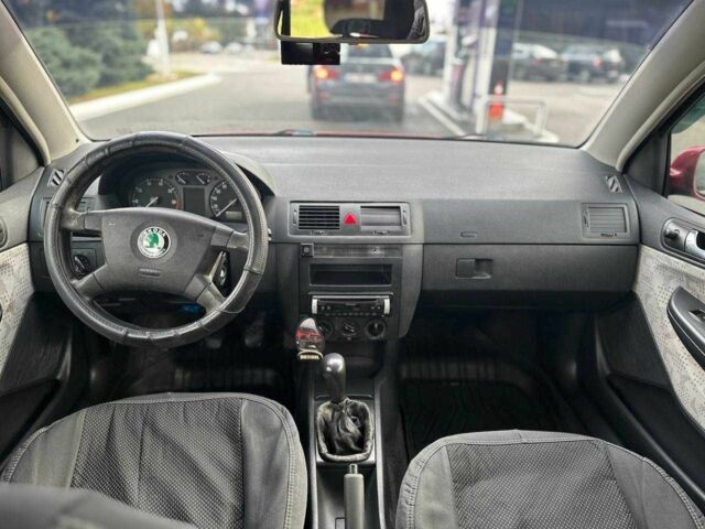 Шкода Фабия 2003 в Днепре (Днепропетровске) на Automoto.ua Красный Шкода Фабия, объемом двигателя 1.2 л и пробегом 373 тыс. км за 2850 $, фото 8 на Automoto.ua