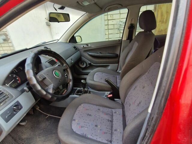 Червоний Шкода Фабія, об'ємом двигуна 1.2 л та пробігом 193 тис. км за 4000 $, фото 6 на Automoto.ua