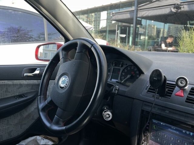 Червоний Шкода Фабія, об'ємом двигуна 1.4 л та пробігом 235 тис. км за 4288 $, фото 4 на Automoto.ua