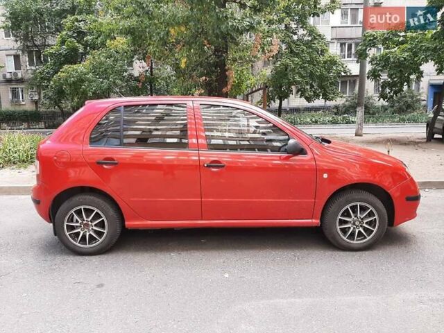 Червоний Шкода Фабія, об'ємом двигуна 1.2 л та пробігом 220 тис. км за 3800 $, фото 3 на Automoto.ua