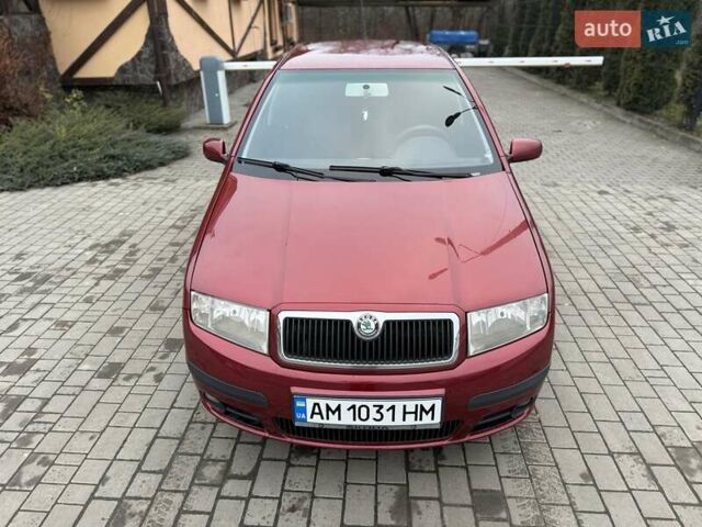 Червоний Шкода Фабія, об'ємом двигуна 1.4 л та пробігом 227 тис. км за 4777 $, фото 17 на Automoto.ua