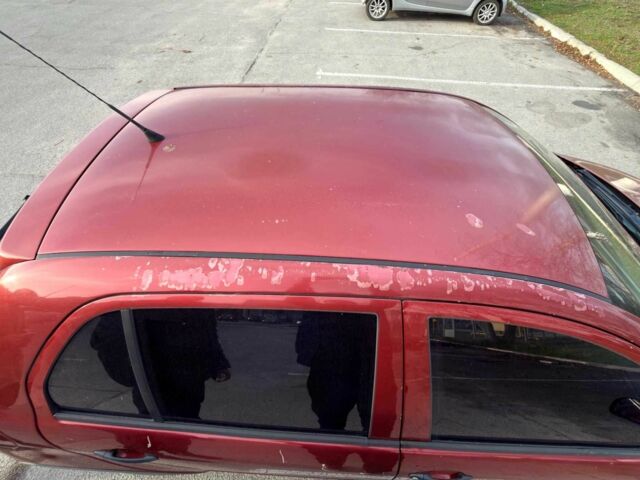 Красный Шкода Фабия, объемом двигателя 1.2 л и пробегом 283 тыс. км за 3700 $, фото 7 на Automoto.ua