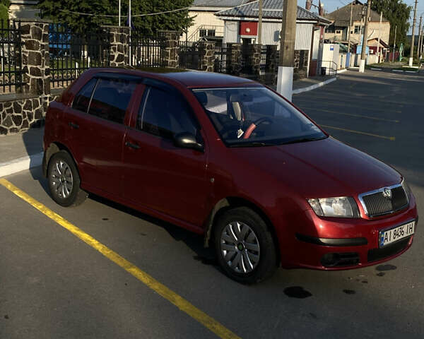 Червоний Шкода Фабія, об'ємом двигуна 1.2 л та пробігом 231 тис. км за 3800 $, фото 2 на Automoto.ua