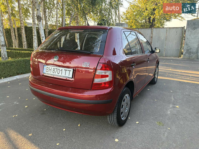 Червоний Шкода Фабія, об'ємом двигуна 1.2 л та пробігом 150 тис. км за 3950 $, фото 3 на Automoto.ua