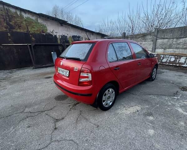 Червоний Шкода Фабія, об'ємом двигуна 1.2 л та пробігом 326 тис. км за 4000 $, фото 3 на Automoto.ua