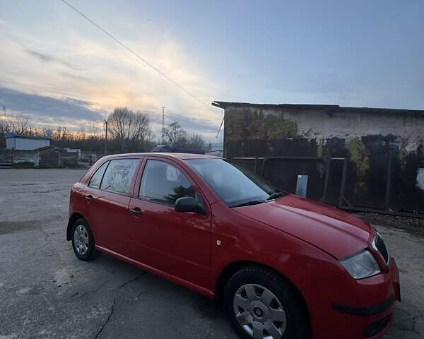 Червоний Шкода Фабія, об'ємом двигуна 1.2 л та пробігом 326 тис. км за 4000 $, фото 2 на Automoto.ua
