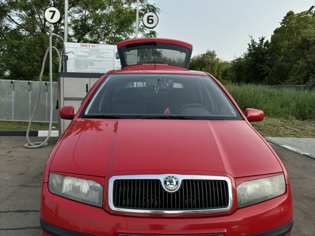 Шкода Фабия 2006 в Харькове на Automoto.ua Красный Шкода Фабия, объемом двигателя 1.2 л и пробегом 190 тыс. км за 2780 $, фото 2 на Automoto.ua
