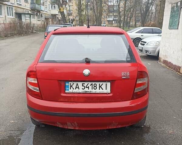 Красный Шкода Фабия, объемом двигателя 1.2 л и пробегом 409 тыс. км за 1800 $, фото 7 на Automoto.ua
