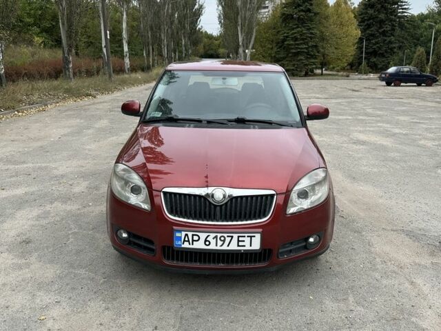 Червоний Шкода Фабія, об'ємом двигуна 1.2 л та пробігом 310 тис. км за 3800 $, фото 1 на Automoto.ua