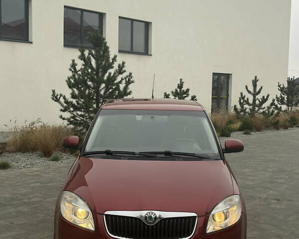 Червоний Шкода Фабія, об'ємом двигуна 1.39 л та пробігом 250 тис. км за 4850 $, фото 5 на Automoto.ua