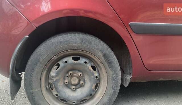 Червоний Шкода Фабія, об'ємом двигуна 1.39 л та пробігом 229 тис. км за 5000 $, фото 10 на Automoto.ua