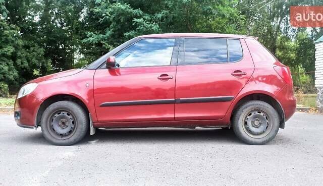 Червоний Шкода Фабія, об'ємом двигуна 1.39 л та пробігом 229 тис. км за 5000 $, фото 4 на Automoto.ua