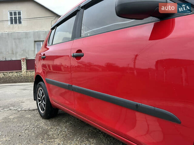 Червоний Шкода Фабія, об'ємом двигуна 1.2 л та пробігом 217 тис. км за 3999 $, фото 28 на Automoto.ua