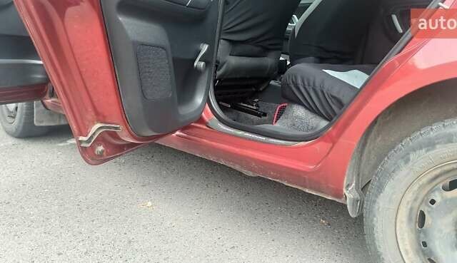 Червоний Шкода Фабія, об'ємом двигуна 1.39 л та пробігом 229 тис. км за 5000 $, фото 16 на Automoto.ua