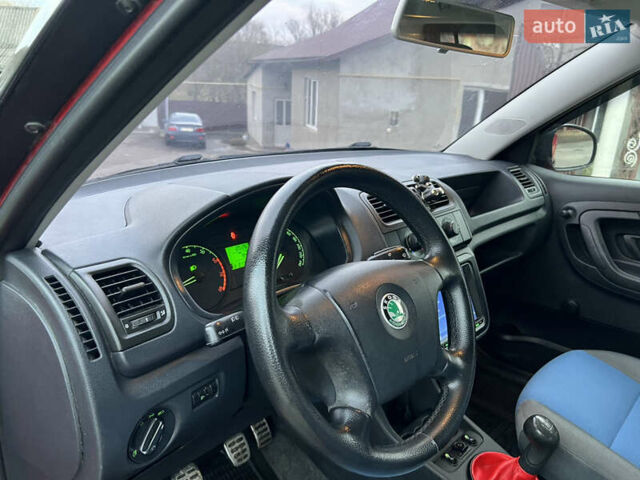 Червоний Шкода Фабія, об'ємом двигуна 1.2 л та пробігом 217 тис. км за 3999 $, фото 49 на Automoto.ua