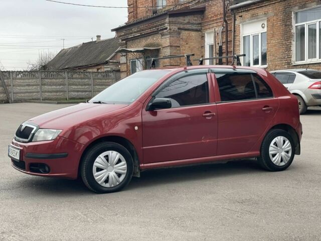 Красный Шкода Фабия, объемом двигателя 1.2 л и пробегом 250 тыс. км за 1650 $, фото 6 на Automoto.ua