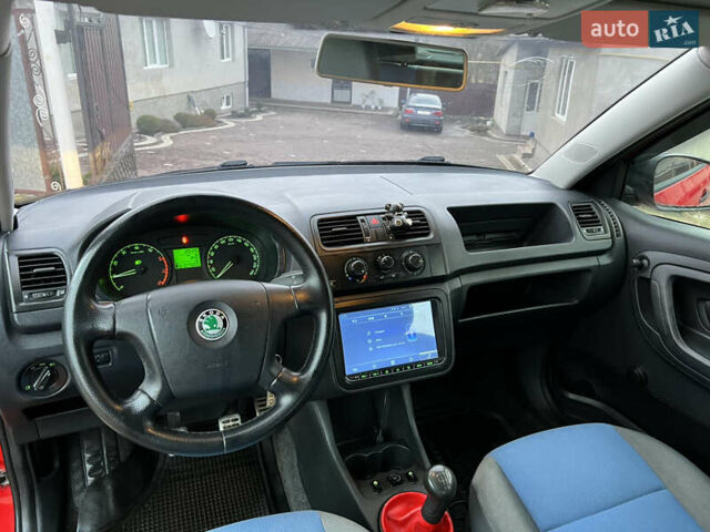 Червоний Шкода Фабія, об'ємом двигуна 1.2 л та пробігом 217 тис. км за 3999 $, фото 46 на Automoto.ua