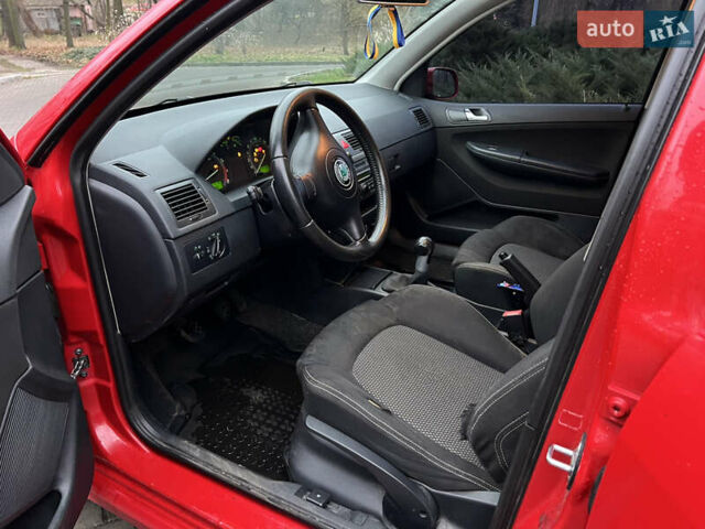 Красный Шкода Фабия, объемом двигателя 1.39 л и пробегом 260 тыс. км за 3700 $, фото 20 на Automoto.ua