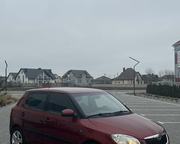 Червоний Шкода Фабія, об'ємом двигуна 1.39 л та пробігом 250 тис. км за 4850 $, фото 4 на Automoto.ua