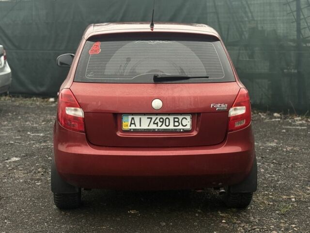Червоний Шкода Фабія, об'ємом двигуна 1.4 л та пробігом 270 тис. км за 3550 $, фото 4 на Automoto.ua