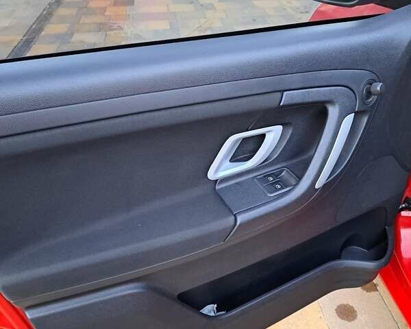 Красный Шкода Фабия, объемом двигателя 1.2 л и пробегом 113 тыс. км за 4500 $, фото 15 на Automoto.ua