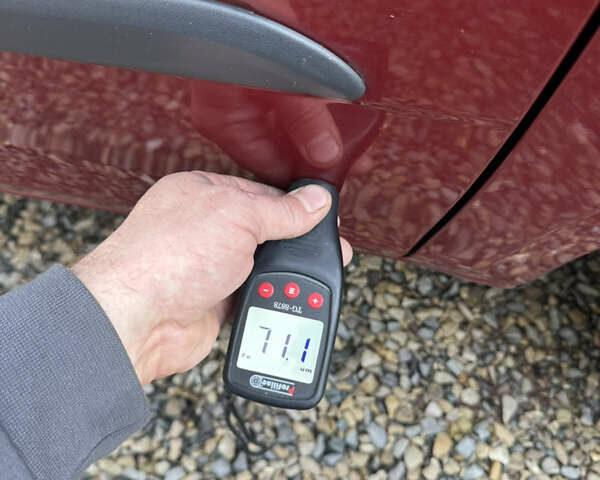 Красный Шкода Фабия, объемом двигателя 1.39 л и пробегом 232 тыс. км за 4500 $, фото 14 на Automoto.ua