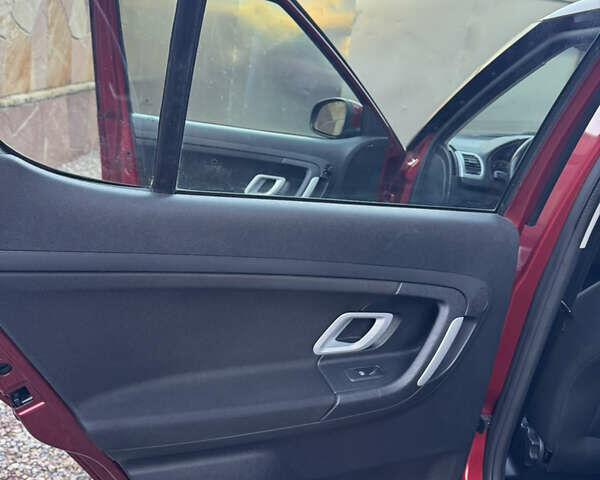 Красный Шкода Фабия, объемом двигателя 1.39 л и пробегом 232 тыс. км за 4500 $, фото 47 на Automoto.ua