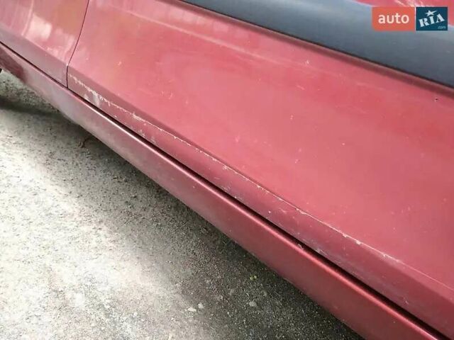 Красный Шкода Фабия, объемом двигателя 1.6 л и пробегом 200 тыс. км за 6300 $, фото 12 на Automoto.ua