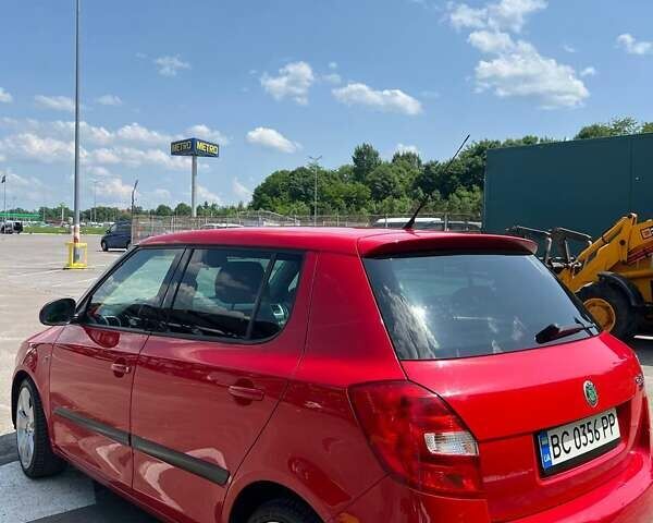 Красный Шкода Фабия, объемом двигателя 1.2 л и пробегом 175 тыс. км за 5900 $, фото 5 на Automoto.ua