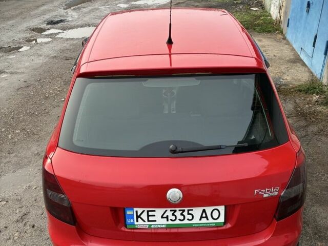 Красный Шкода Фабия, объемом двигателя 1.4 л и пробегом 256 тыс. км за 4500 $, фото 5 на Automoto.ua