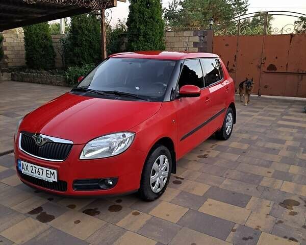 Красный Шкода Фабия, объемом двигателя 1.2 л и пробегом 113 тыс. км за 4500 $, фото 9 на Automoto.ua