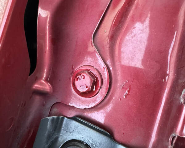 Красный Шкода Фабия, объемом двигателя 1.39 л и пробегом 232 тыс. км за 4500 $, фото 82 на Automoto.ua