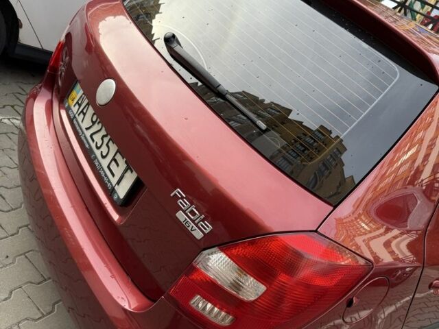 Червоний Шкода Фабія, об'ємом двигуна 1.4 л та пробігом 305 тис. км за 3000 $, фото 18 на Automoto.ua