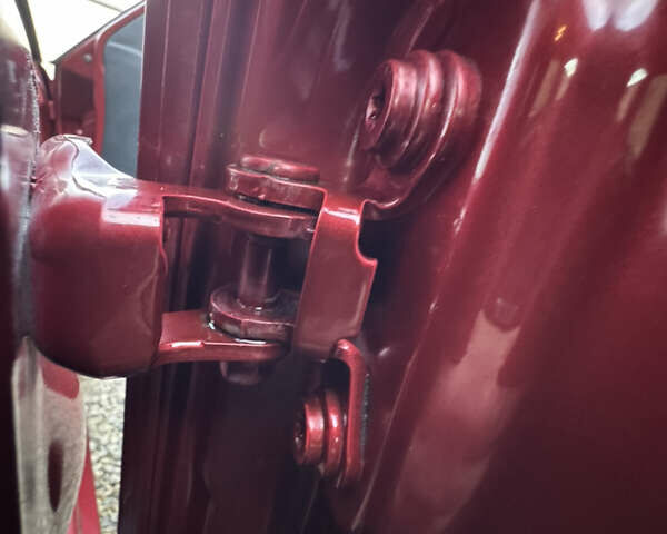 Красный Шкода Фабия, объемом двигателя 1.39 л и пробегом 232 тыс. км за 4500 $, фото 55 на Automoto.ua