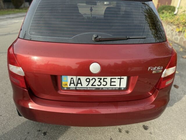 Червоний Шкода Фабія, об'ємом двигуна 1.4 л та пробігом 305 тис. км за 3000 $, фото 11 на Automoto.ua