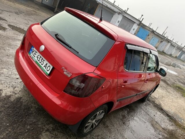 Красный Шкода Фабия, объемом двигателя 1.4 л и пробегом 256 тыс. км за 4500 $, фото 4 на Automoto.ua