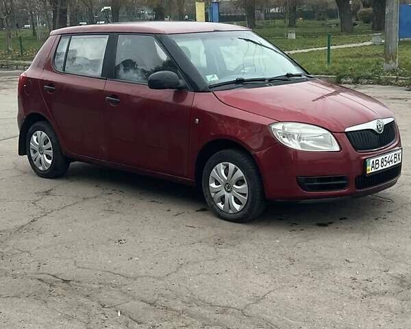 Красный Шкода Фабия, объемом двигателя 1.2 л и пробегом 205 тыс. км за 3000 $, фото 8 на Automoto.ua