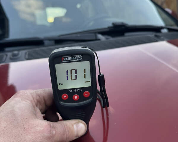 Красный Шкода Фабия, объемом двигателя 1.39 л и пробегом 232 тыс. км за 4500 $, фото 33 на Automoto.ua