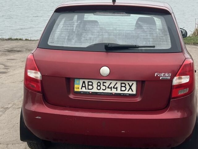 Червоний Шкода Фабія, об'ємом двигуна 1.2 л та пробігом 205 тис. км за 3000 $, фото 2 на Automoto.ua