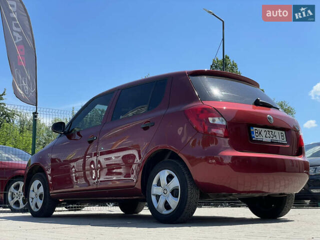 Красный Шкода Фабия, объемом двигателя 1.2 л и пробегом 203 тыс. км за 4755 $, фото 20 на Automoto.ua