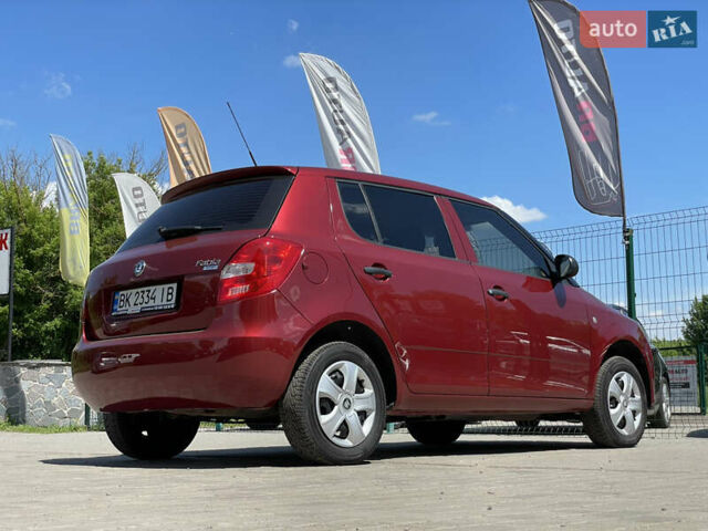 Красный Шкода Фабия, объемом двигателя 1.2 л и пробегом 203 тыс. км за 4755 $, фото 14 на Automoto.ua