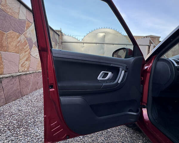Красный Шкода Фабия, объемом двигателя 1.39 л и пробегом 232 тыс. км за 4500 $, фото 65 на Automoto.ua