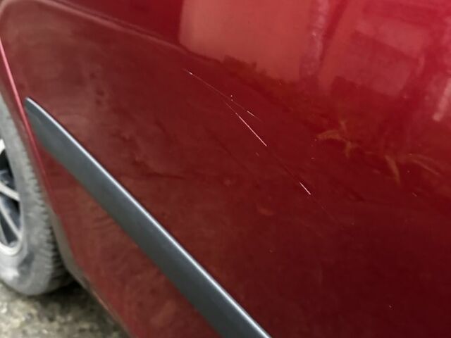 Красный Шкода Фабия, объемом двигателя 1.4 л и пробегом 198 тыс. км за 4500 $, фото 11 на Automoto.ua