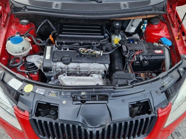 Красный Шкода Фабия, объемом двигателя 1.4 л и пробегом 224 тыс. км за 4750 $, фото 23 на Automoto.ua